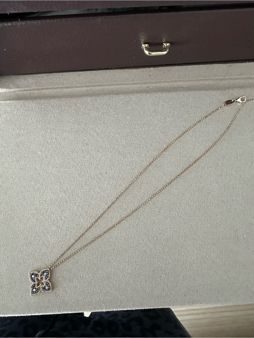 Roberto Coin Venetian Princess 18kt Rose Gold Pendant with Black/white diamonds - Picture 2 of 5